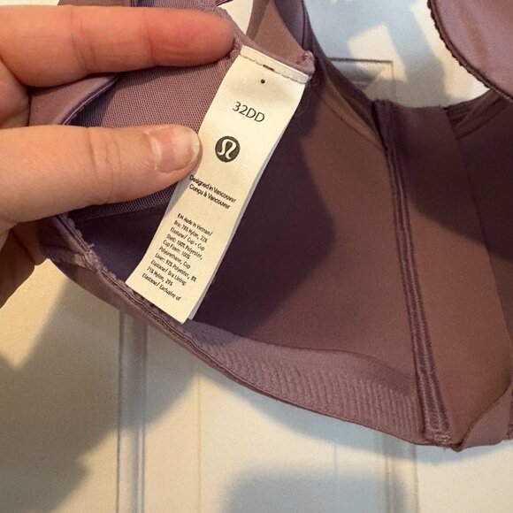 Lululemon Energy Zip-Front Bra *High-Support, B–G Cups - 32D - Picture 5 of 8